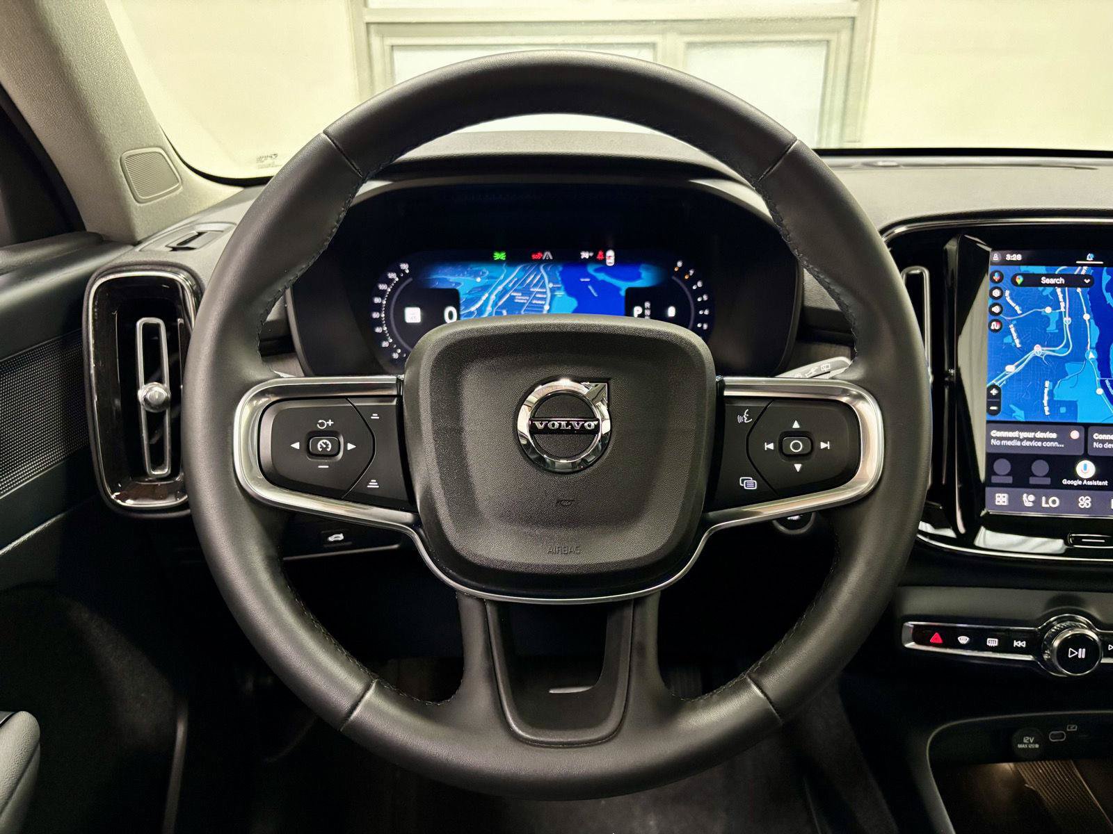 Used 2026 Volvo XC40 B5 Plus w/ Protection Package Premier AWD/4WD image 23