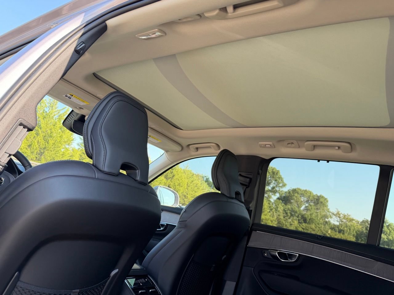 New 2027 Volvo XC90 B6 Ultra AWD/4WD image 19
