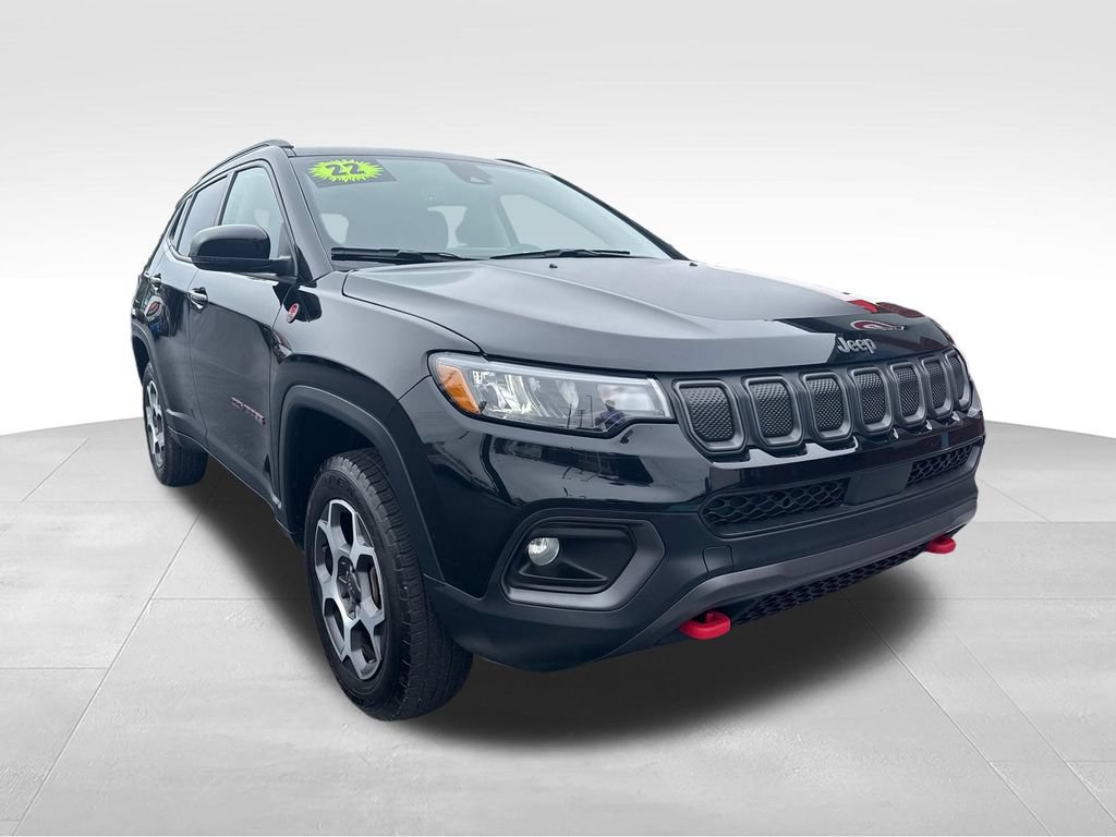 Used 2022 Jeep Compass Trailhawk w/ Trailhawk Convenience Group AWD/4WD image 18