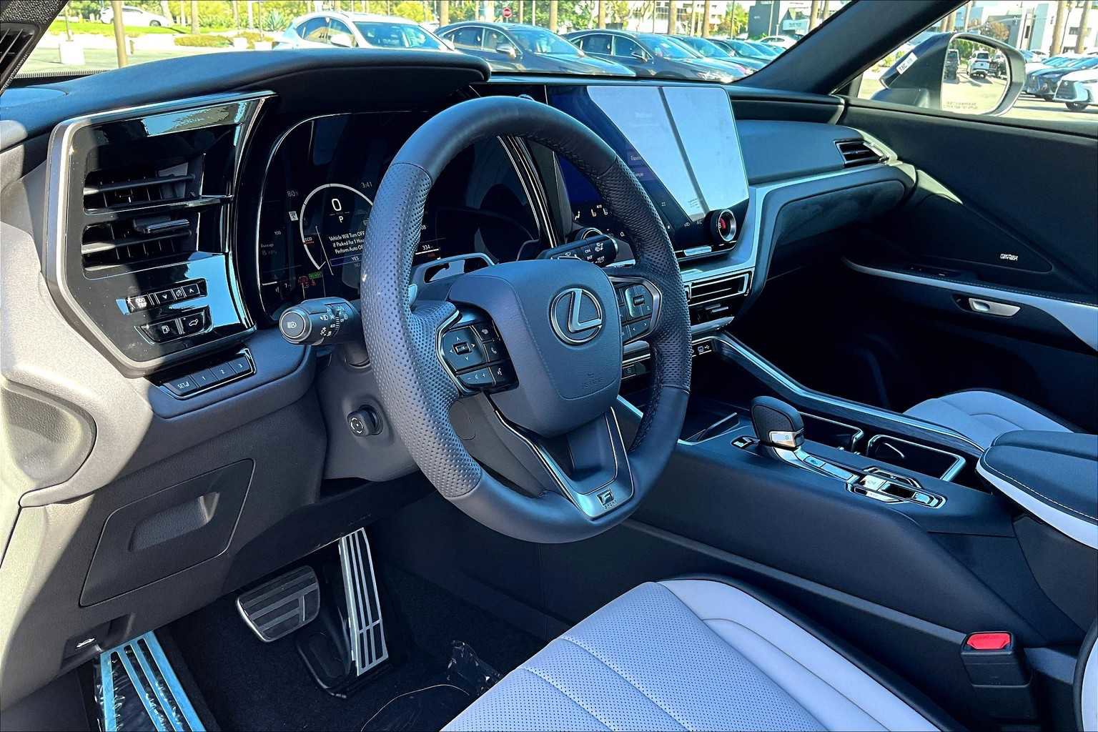 New 2026 Lexus TX 500h AWD image 10