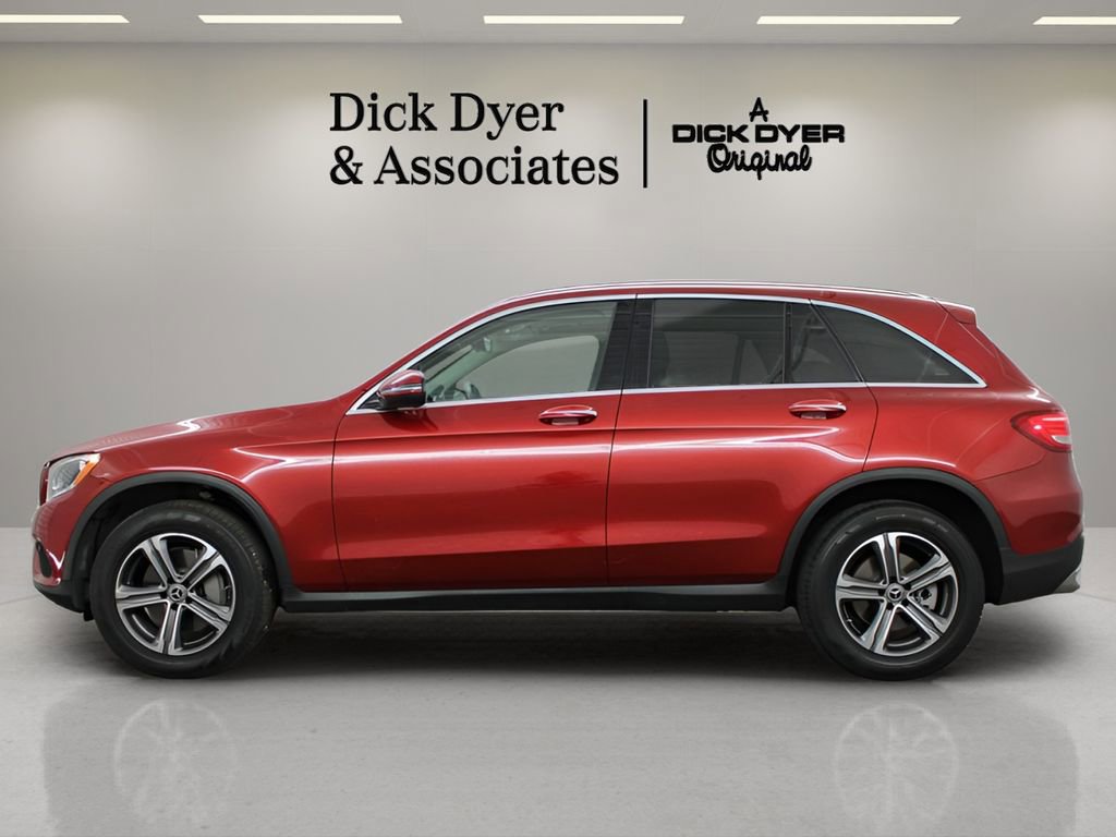 Used 2019 Mercedes-Benz GLC 300 4MATIC image 5