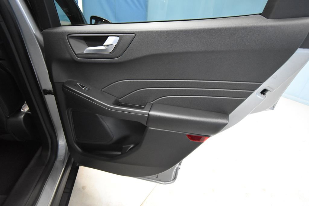 Used 2024 Ford Escape ST-Line w/ Tech Pack #1 image 25