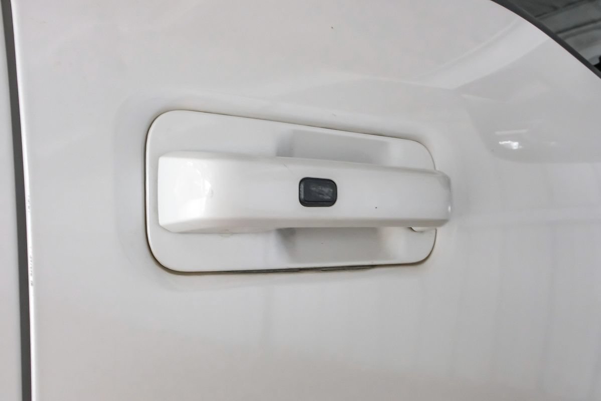 Used 2019 Ford F250 Lariat w/ Lariat Ultimate Package AWD/4WD image 42