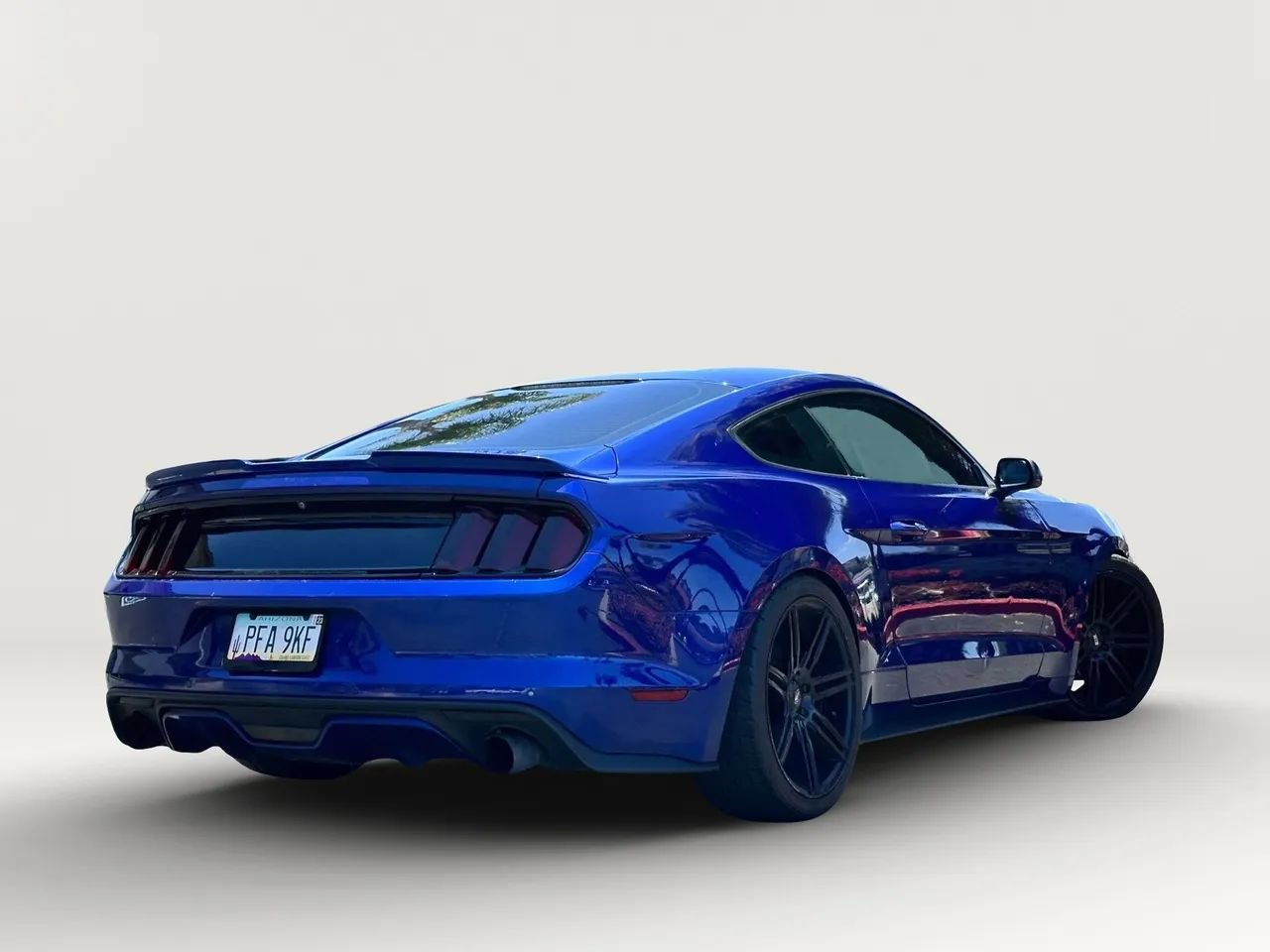 Used 2015 Ford Mustang GT w/ Equipment Group 051A RWD image 2