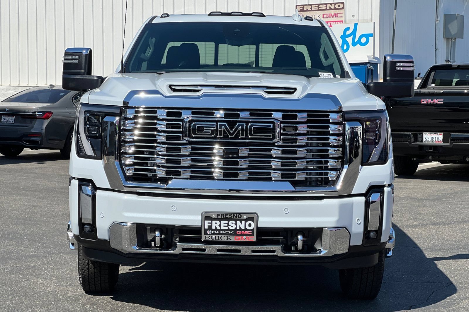 New 2026 GMC Sierra 3500 Denali w/ Denali Reserve Package AWD/4WD image 6