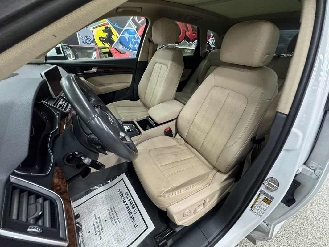 Used 2018 Audi Q5 2.0T Premium Plus w/ Premium Plus Package AWD/4WD image 11