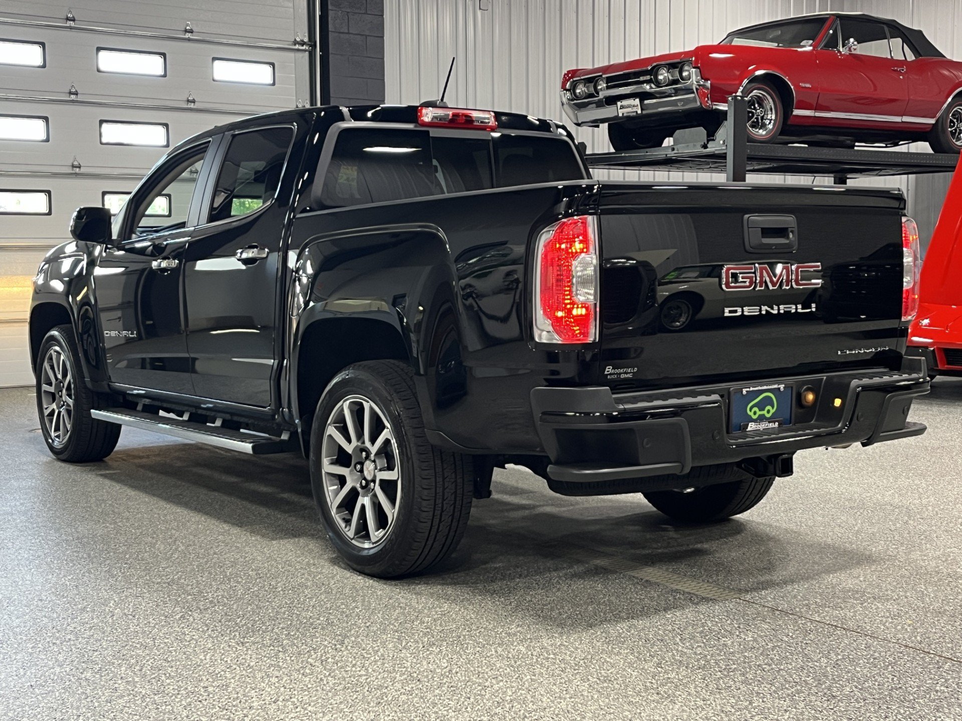 Certified 2021 GMC Canyon Denali AWD/4WD image 3