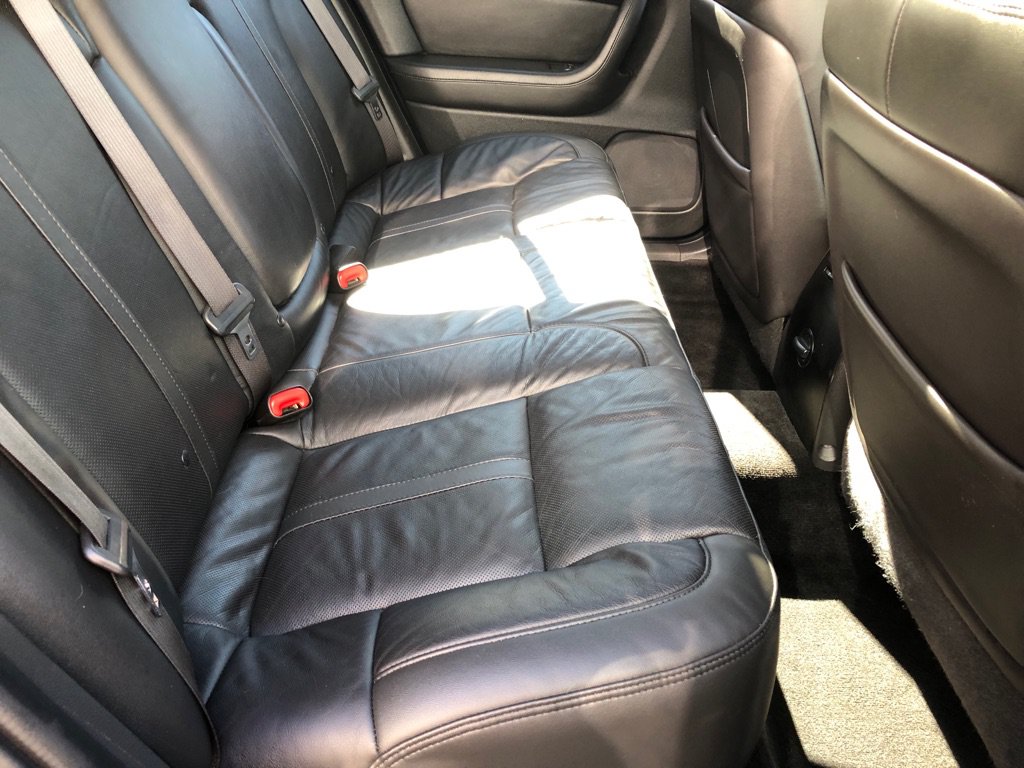 Used 2016 Lincoln MKS AWD image 19