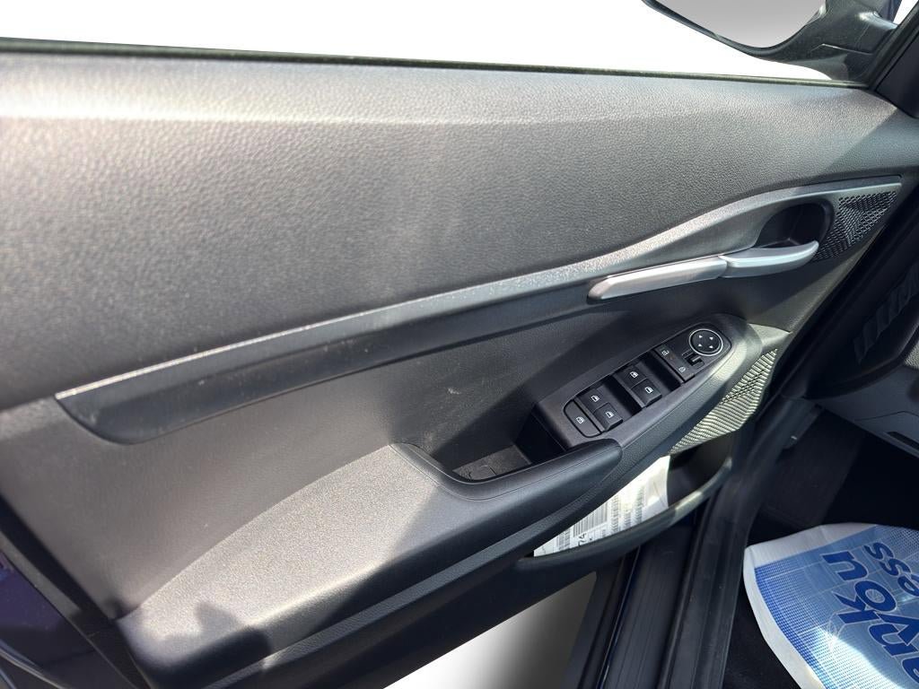 New 2026 Kia Seltos LX FWD image 8