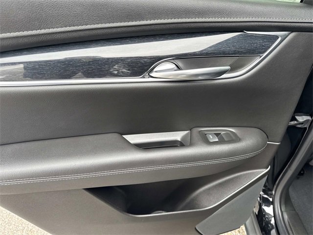 Certified 2022 Cadillac XT5 Premium Luxury image 10