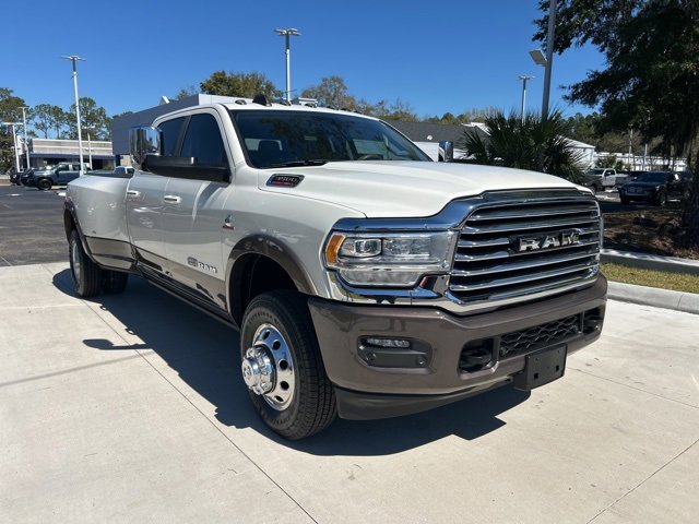 Used 2021 RAM 3500 Limited image 2