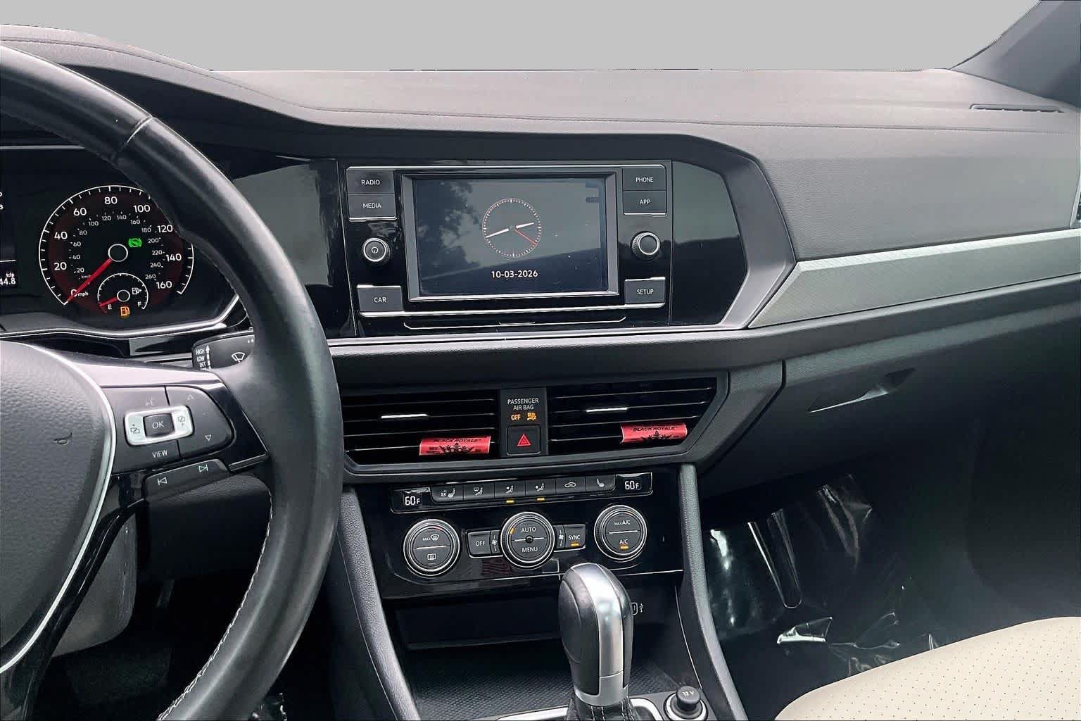 Used 2019 Volkswagen Jetta R-Line w/ R-Line Cold Weather Package FWD image 7