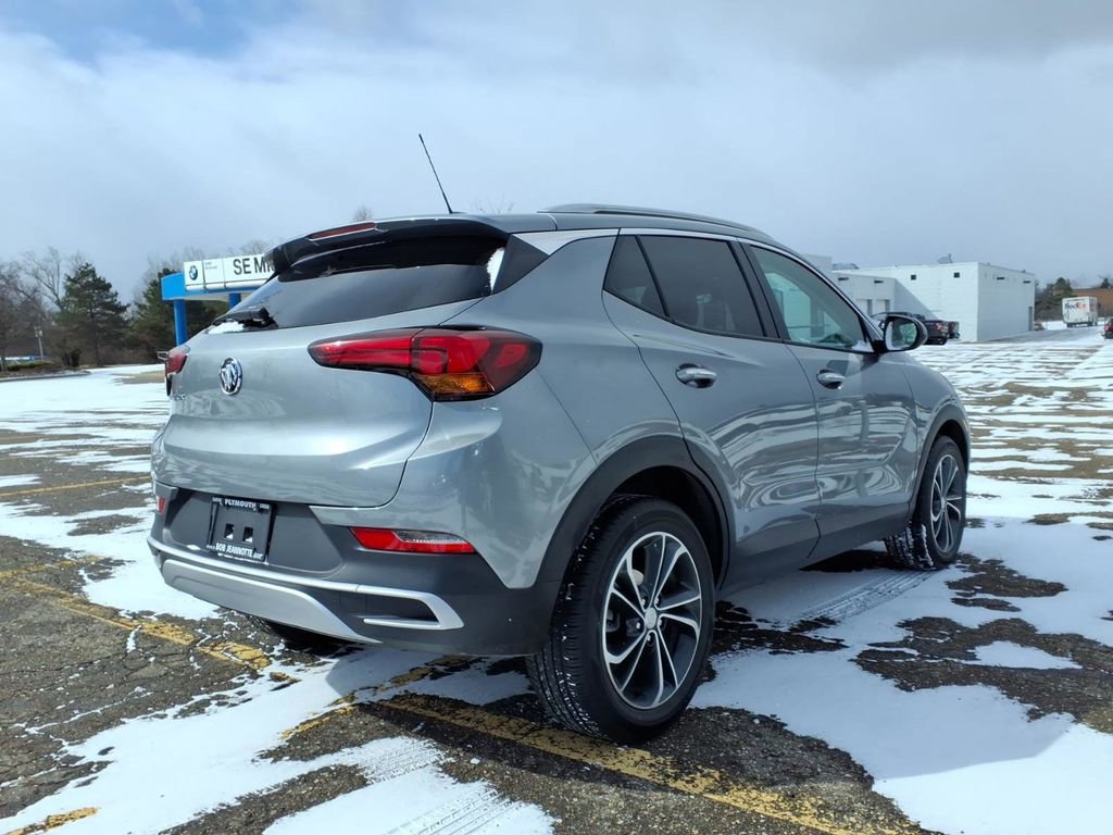 Used 2023 Buick Encore GX Select image 4