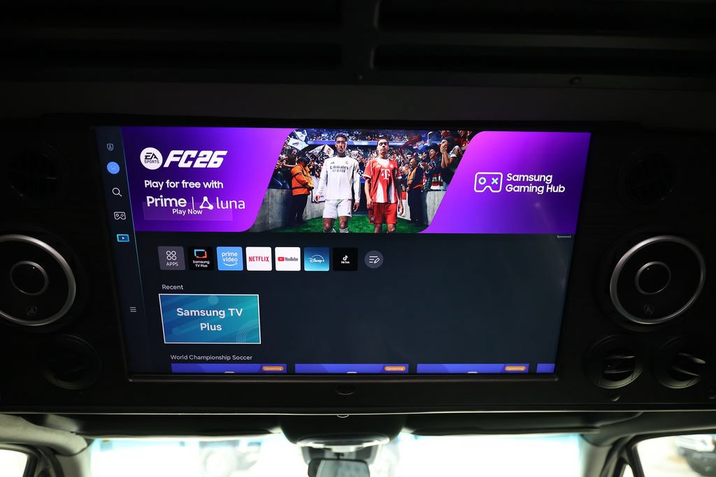 Used 2023 Mercedes-Benz Sprinter 3500 image 21