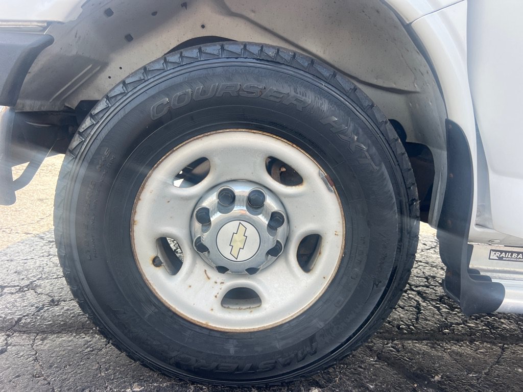 Used 2012 Chevrolet Express 3500 LT w/ LT Preferred Equipment Group RWD image 27
