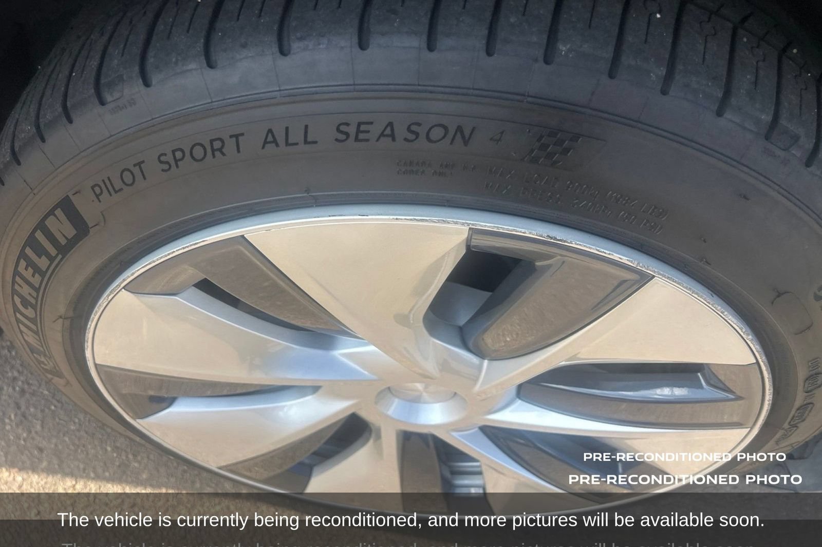 Used 2021 Tesla Model Y Long Range AWD/4WD image 15
