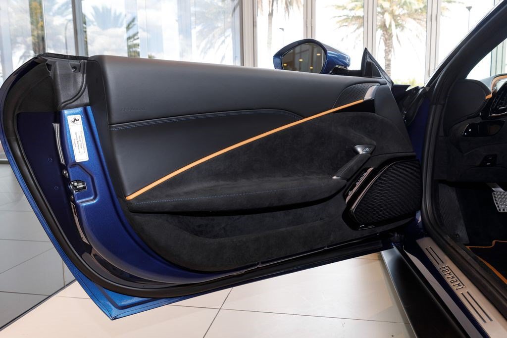Used 2024 Ferrari Roma RWD image 29