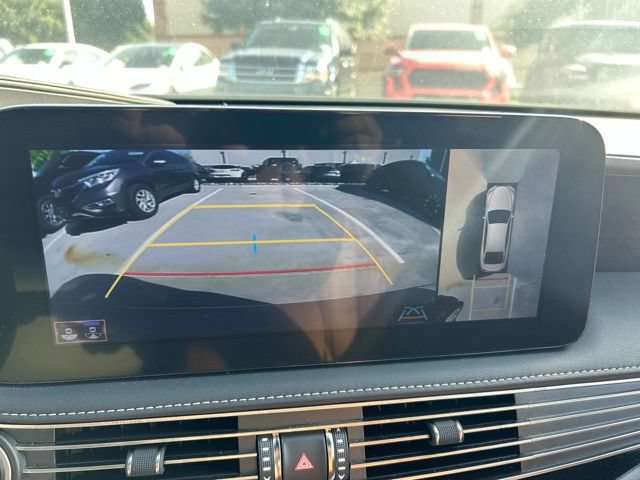 Used 2022 Lexus LS 500 w/ Interior Upgrade Package RWD image 14