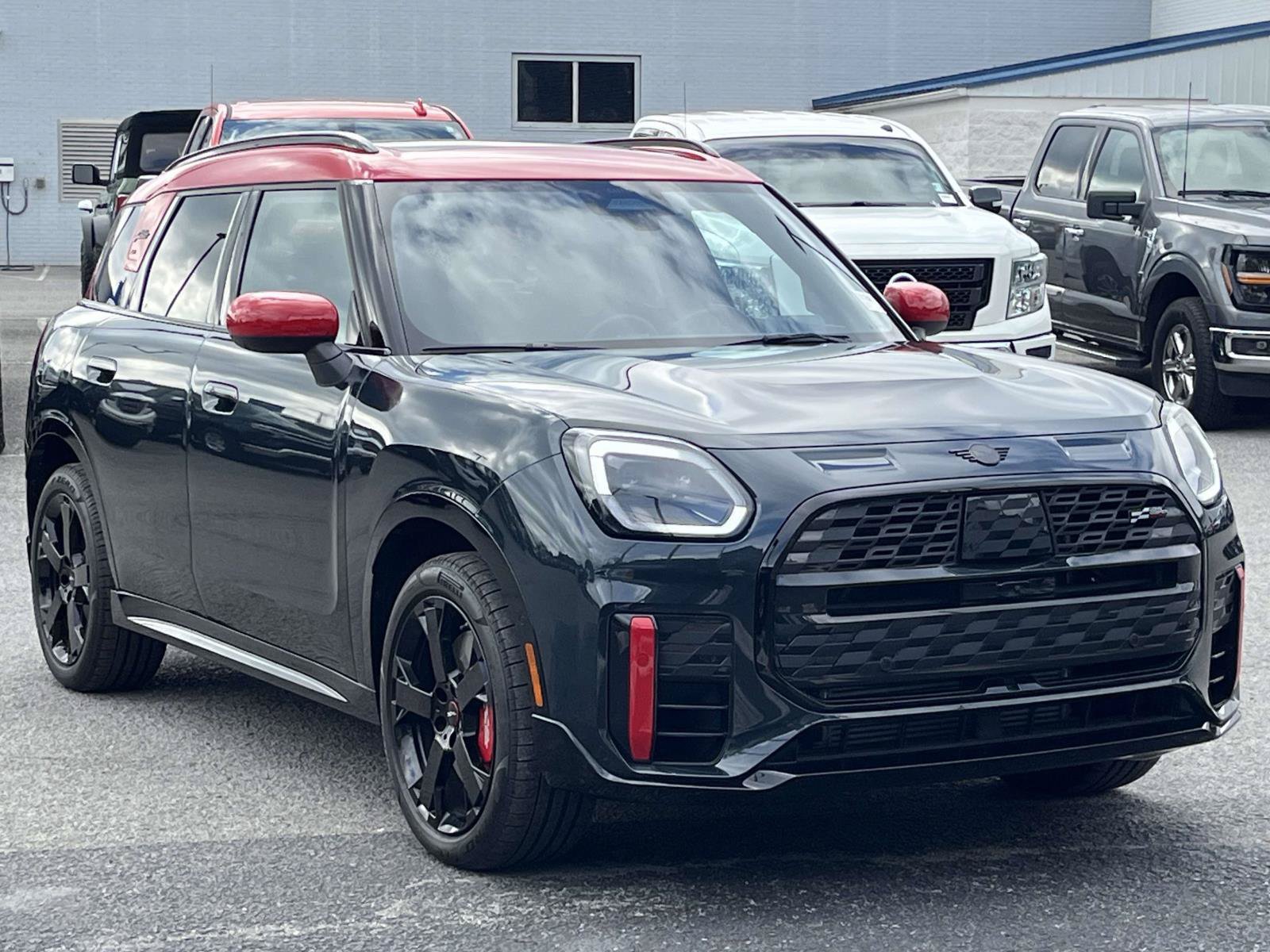 Used 2026 MINI Cooper Countryman John Cooper Works AWD/4WD image 1