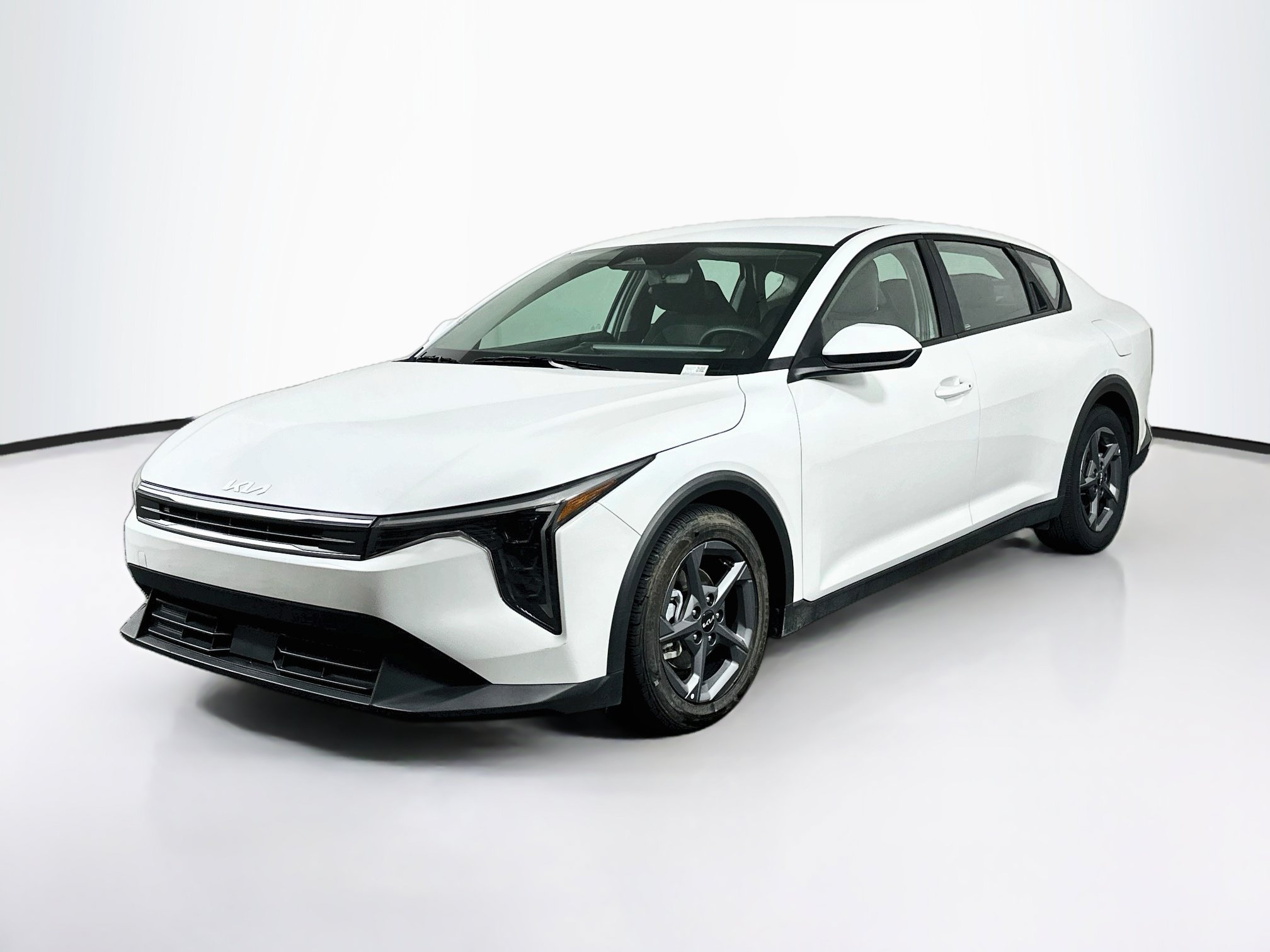 Used 2025 Kia K4 FWD image 3
