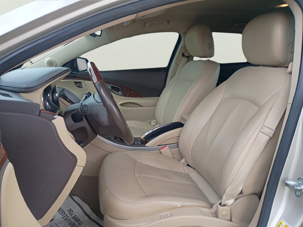 Used 2013 Buick LaCrosse Premium w/ Entertainment Package FWD image 26