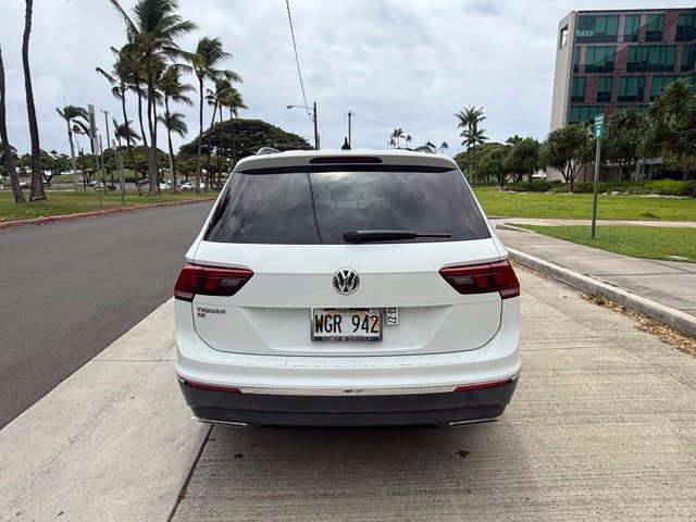 Used 2021 Volkswagen Tiguan SE FWD image 8