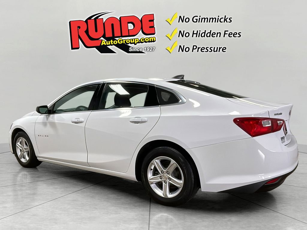 Used 2021 Chevrolet Malibu LS FWD image 4