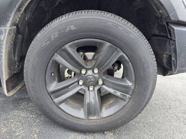 Used 2024 RAM 1500 Classic Warlock AWD/4WD image 11