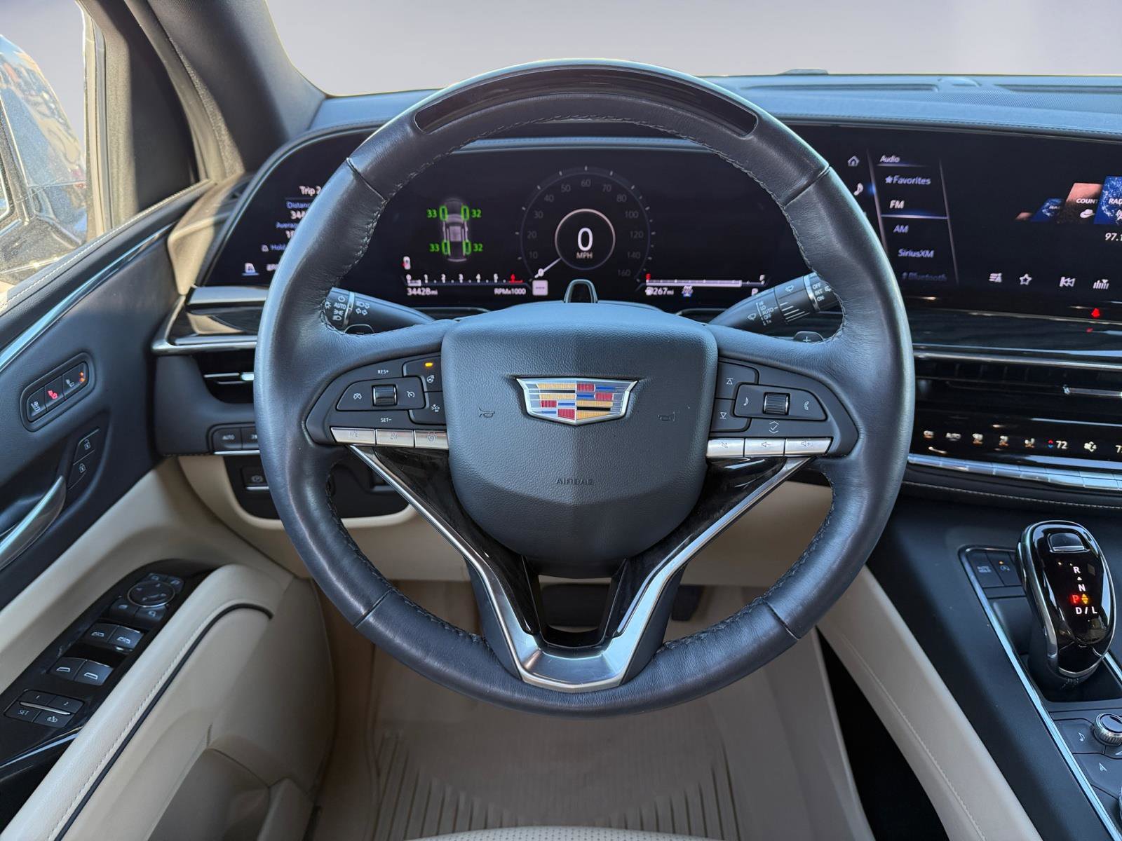 Certified 2024 Cadillac Escalade Premium Luxury image 18