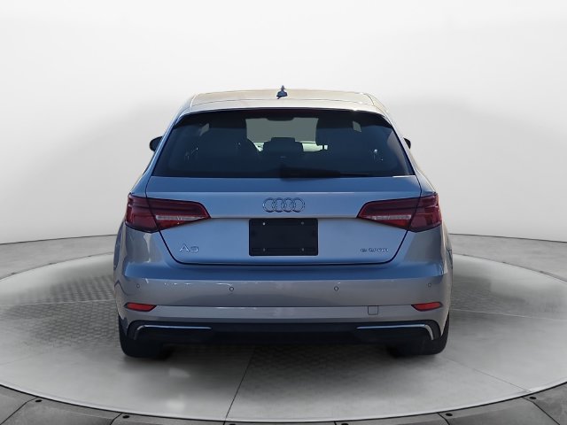 Used 2018 Audi A3 e-tron Prestige w/ Prestige Package FWD image 4