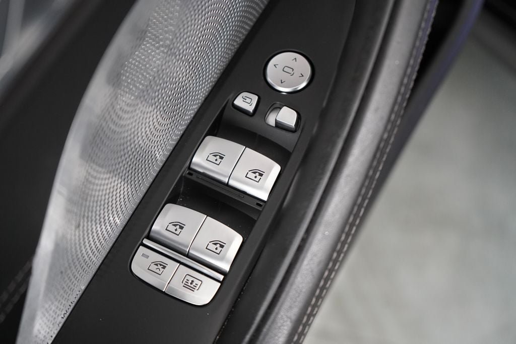 Used 2023 BMW ALPINA B8 xDrive Gran Coupe AWD/4WD image 20