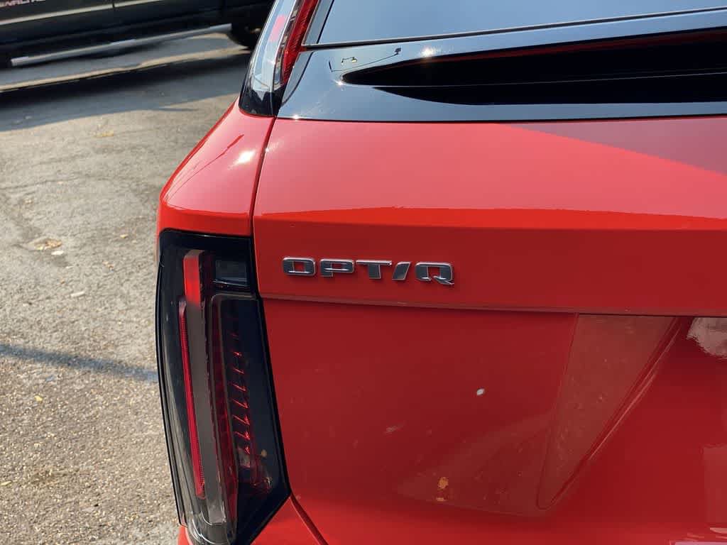 Certified 2025 Cadillac Optiq Sport 2 AWD/4WD image 10