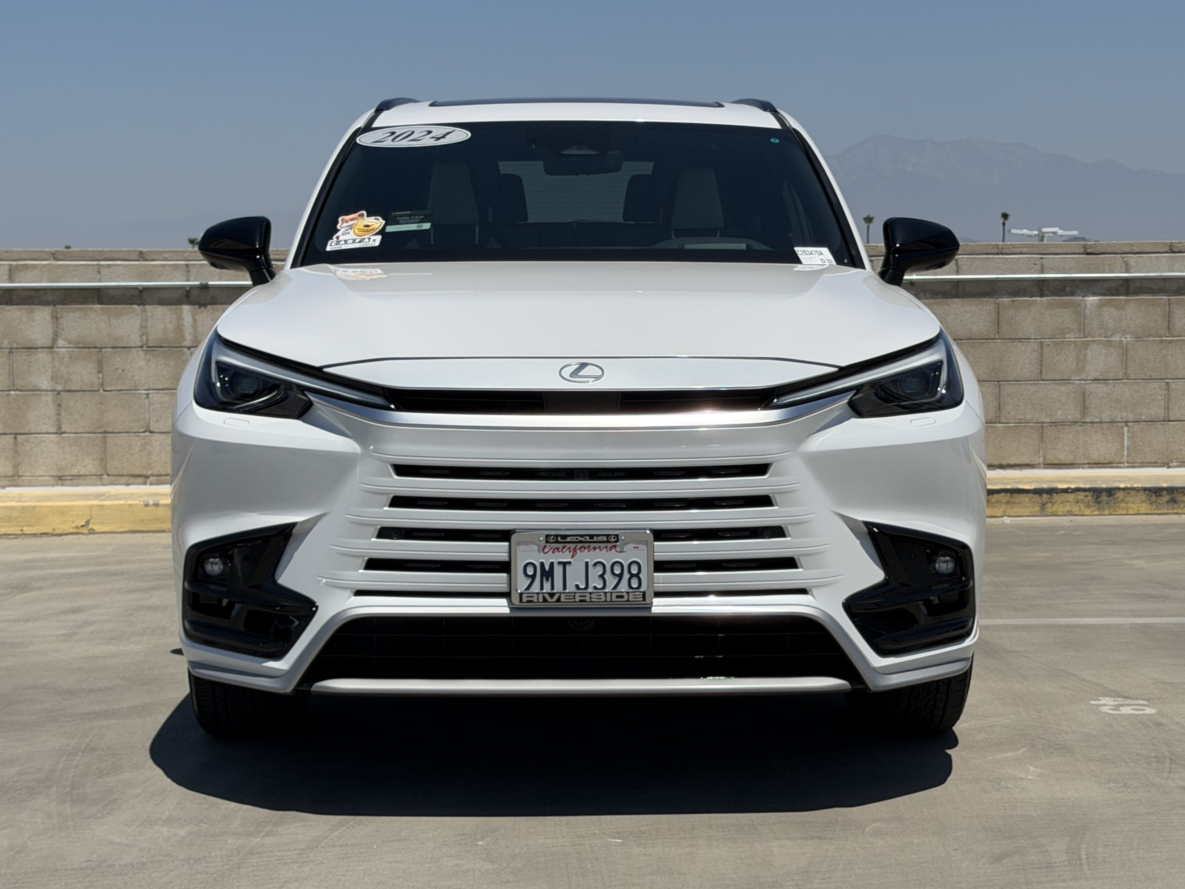 Certified 2024 Lexus TX 500h AWD image 3