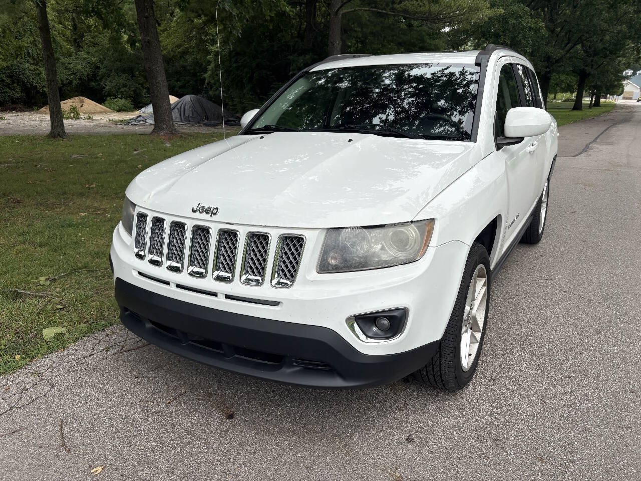 Used 2014 Jeep Compass Limited AWD/4WD image 19
