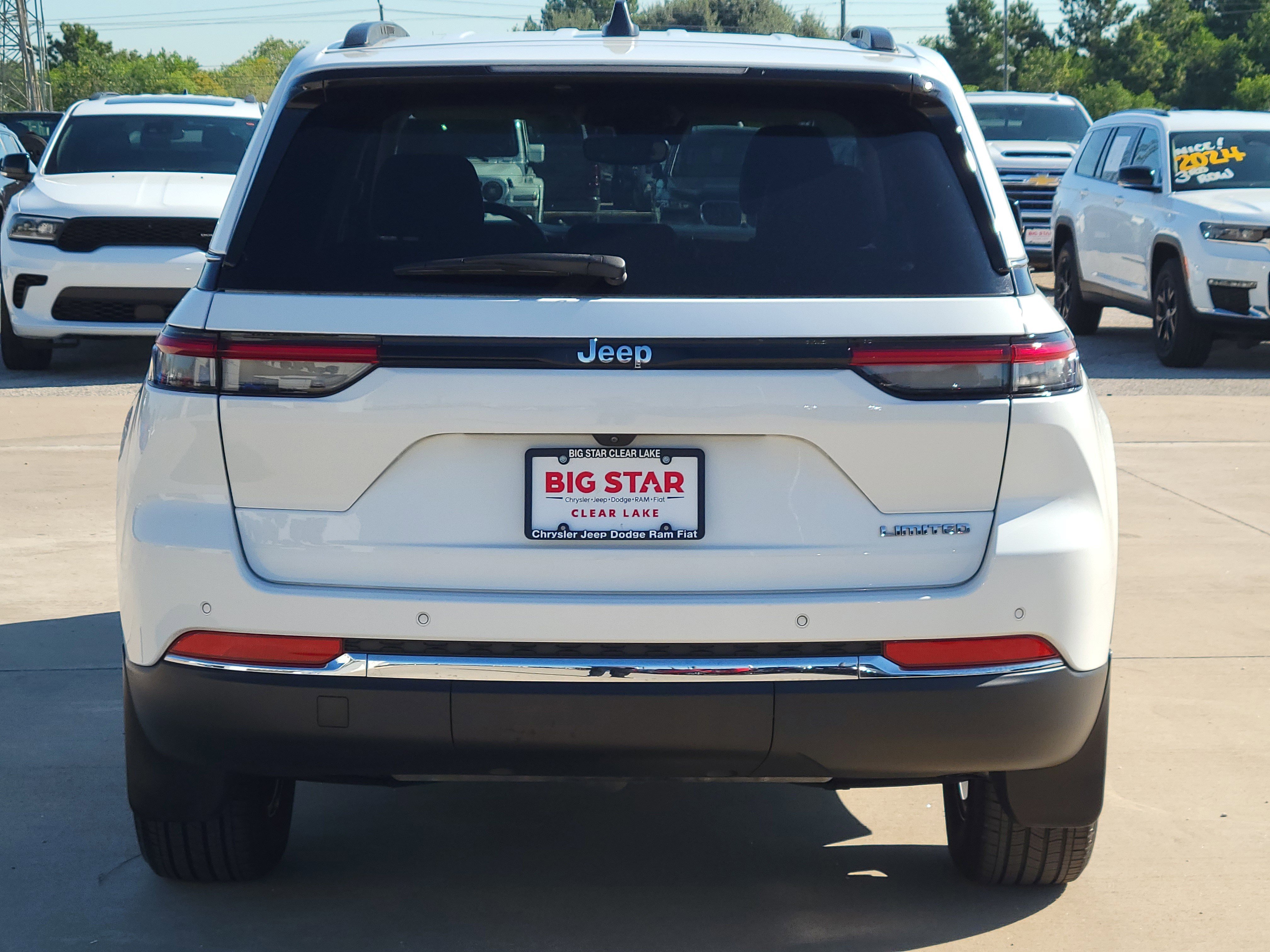 Used 2022 Jeep Grand Cherokee Limited image 6