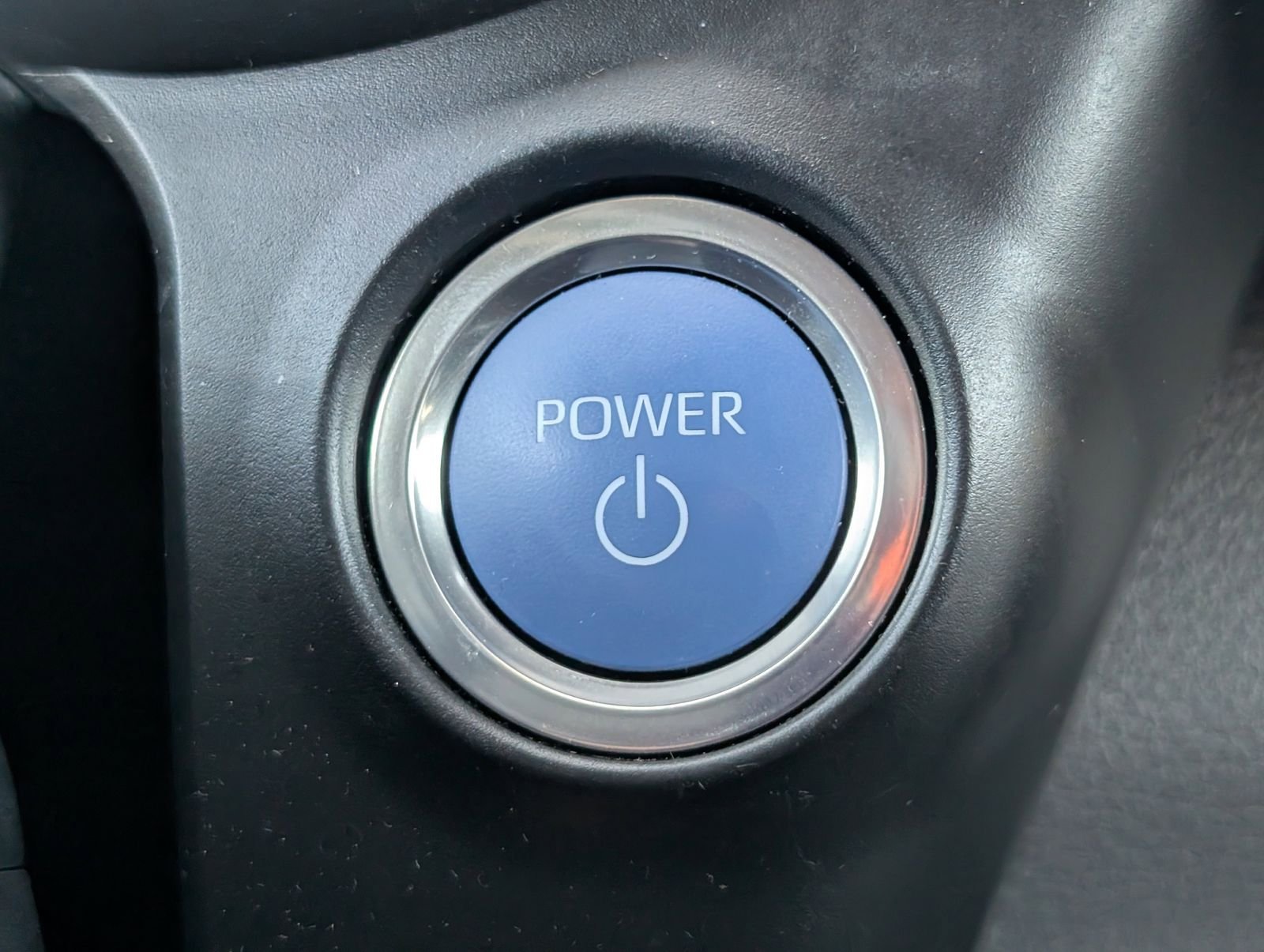 Used 2024 Toyota Sienna XSE image 27
