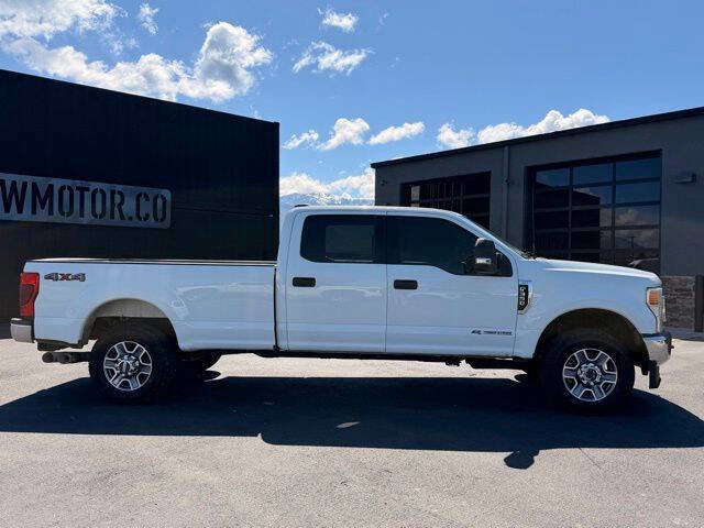 Used 2022 Ford F350 XLT w/ XLT Value Package AWD/4WD image 3
