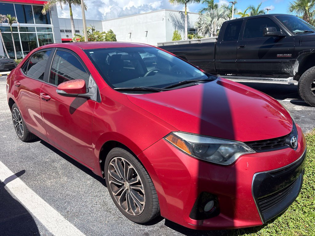 Used 2014 Toyota Corolla S FWD image 2