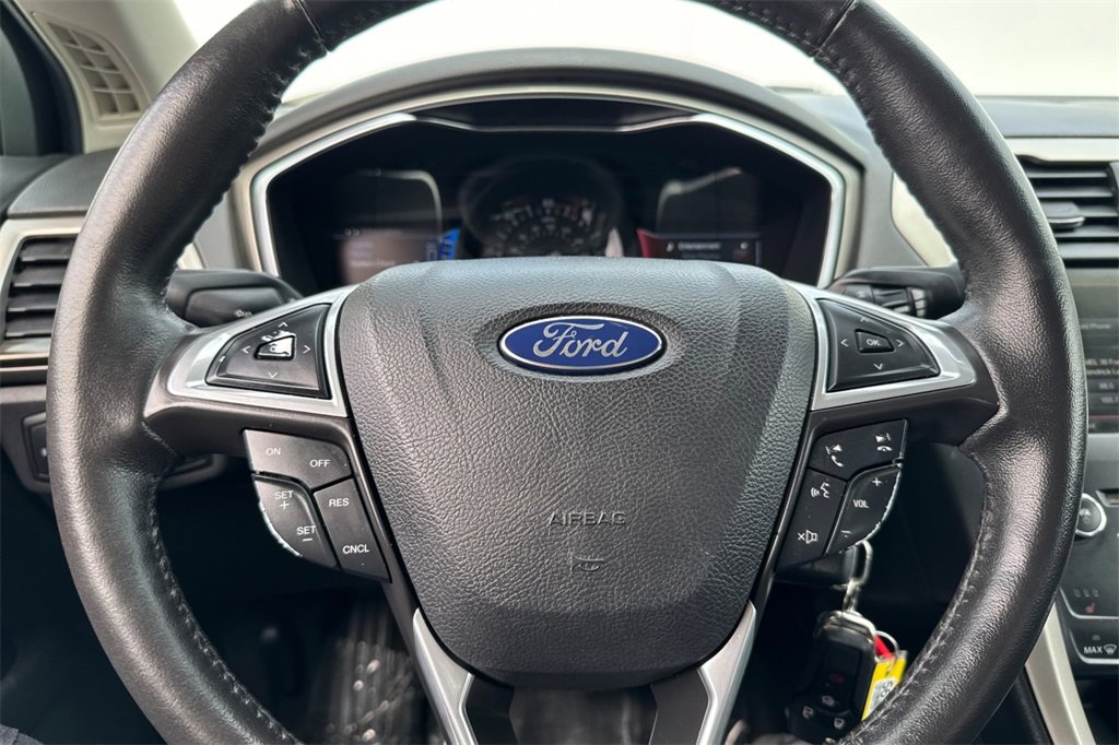 Used 2013 Ford Fusion Energi SE image 20