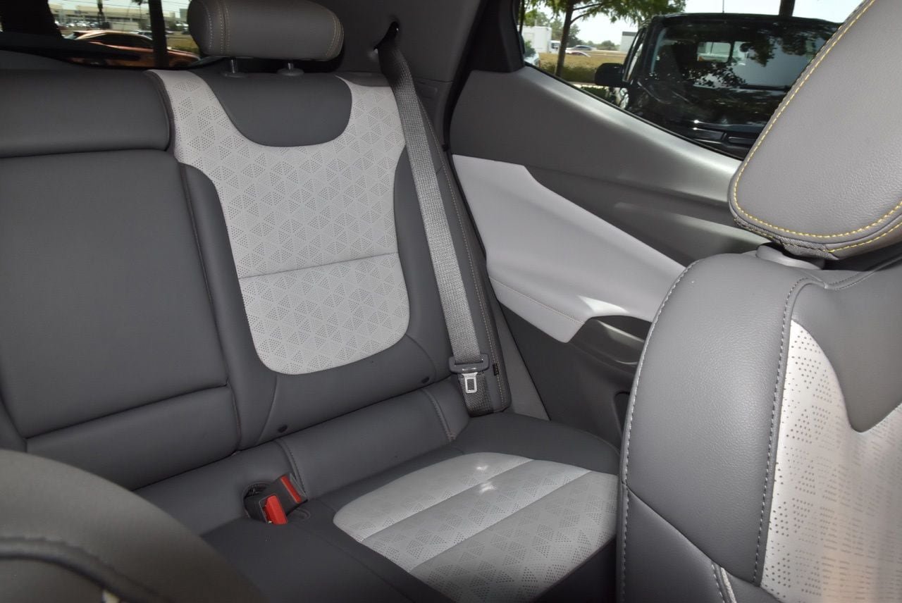 Used 2023 Chevrolet Bolt EUV Premier w/ Sun & Sound Package FWD image 20