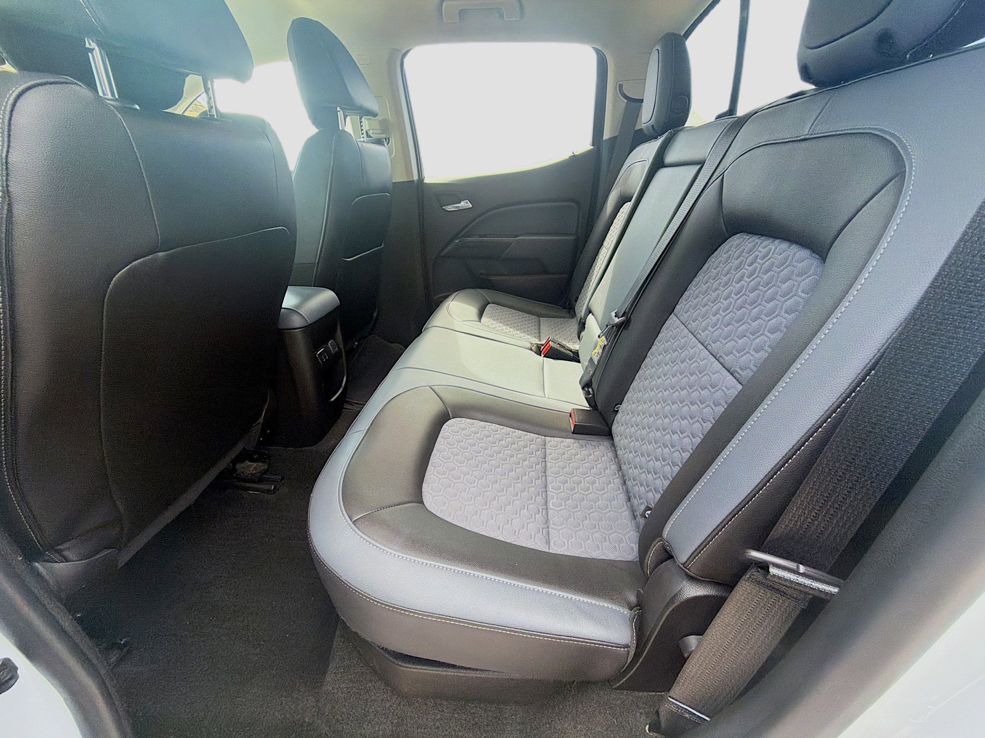 Used 2017 Chevrolet Colorado Z71 RWD image 22