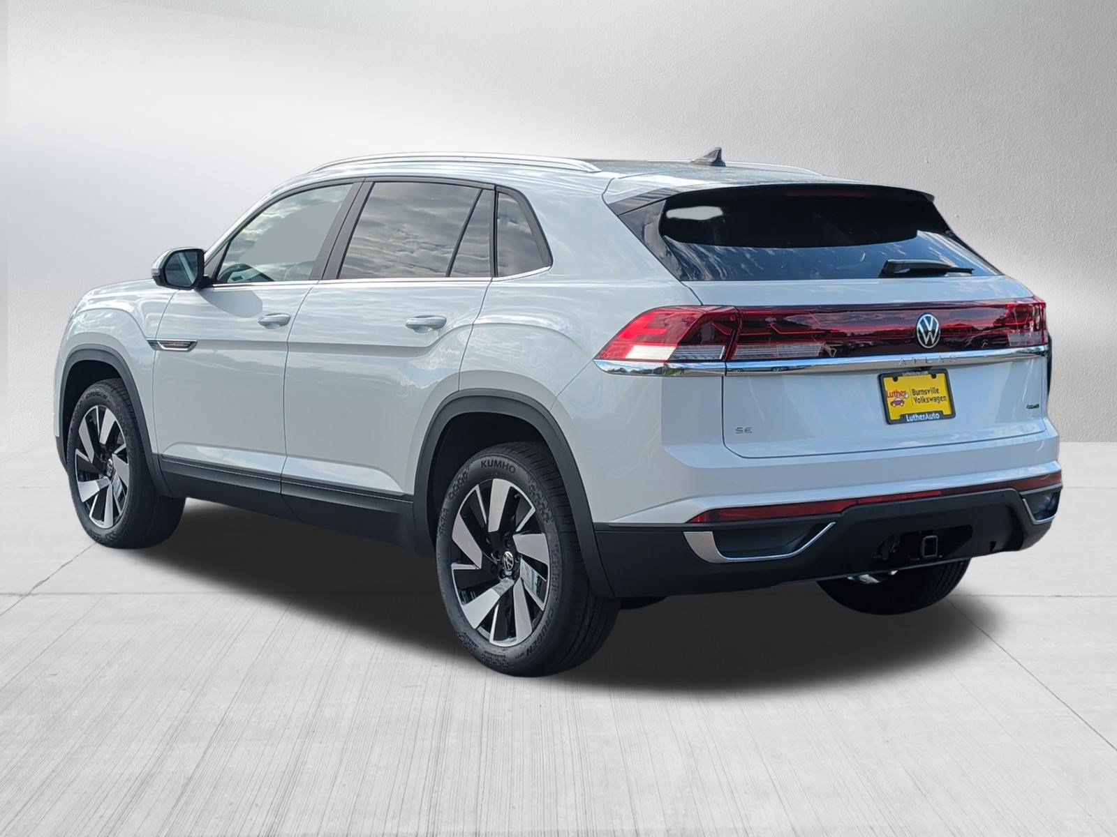 New 2026 Volkswagen Atlas Cross Sport SE AWD/4WD image 3