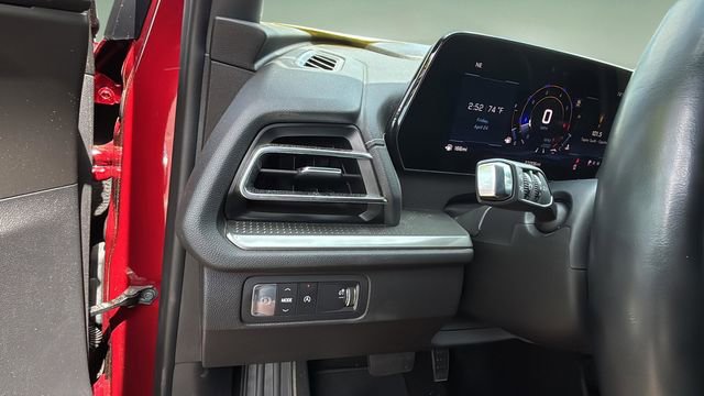 Used 2024 Chevrolet Traverse LT w/ Enhanced Driving Package FWD image 20