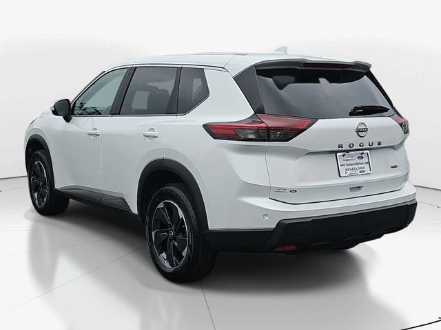 Used 2025 Nissan Rogue SV image 5
