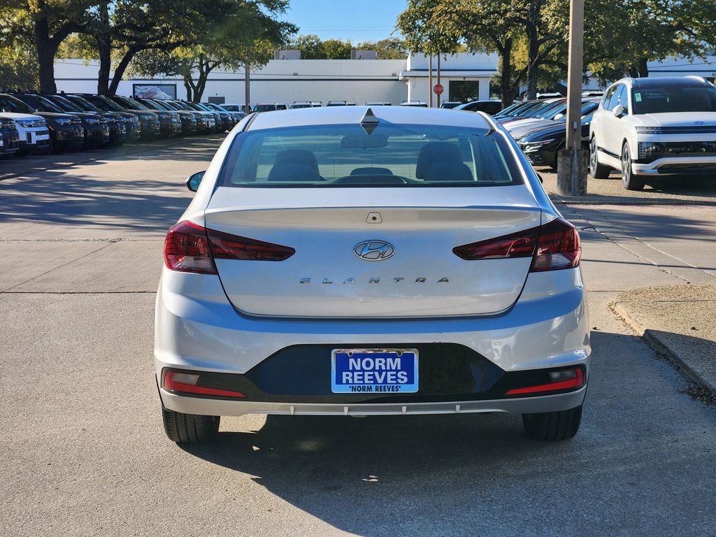 Used 2019 Hyundai Elantra SEL image 5