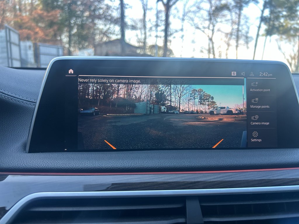 Used 2022 BMW 740i xDrive w/ Premium Package image 30