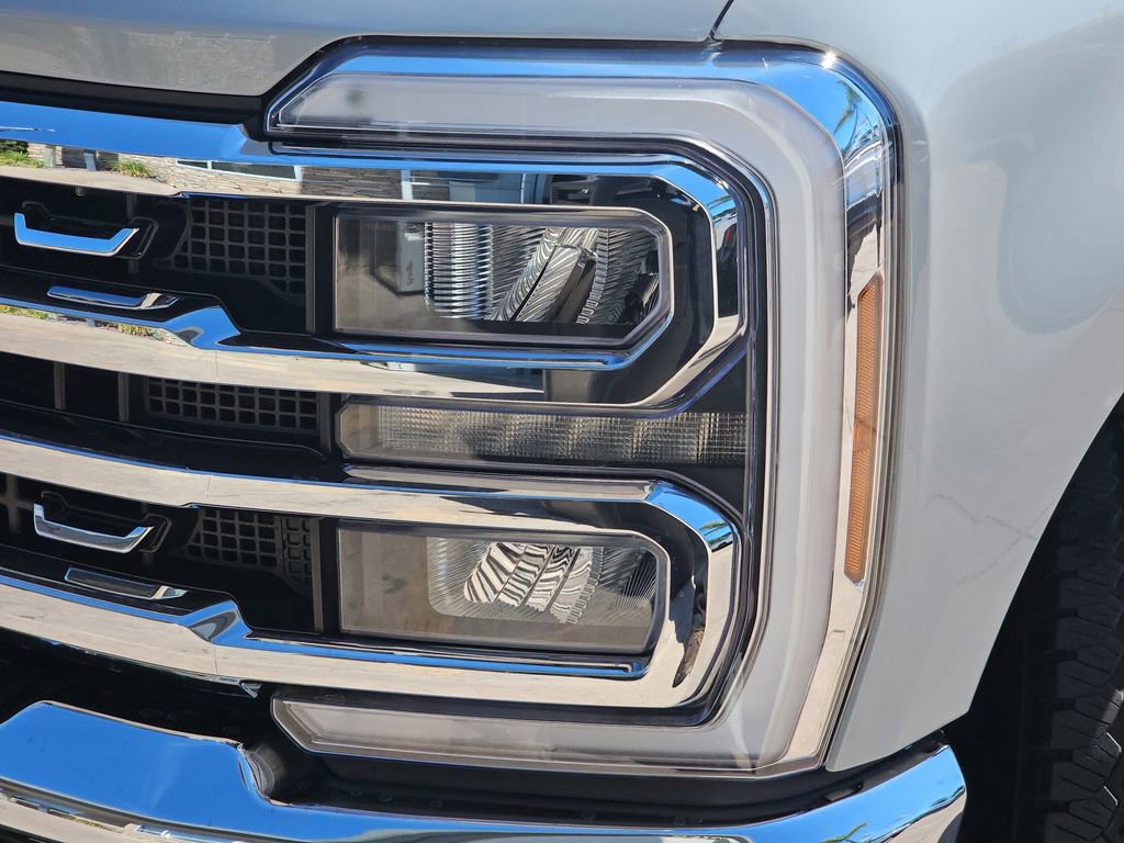 New 2026 Ford F350 Lariat w/ FX4 Off-Road Package image 34
