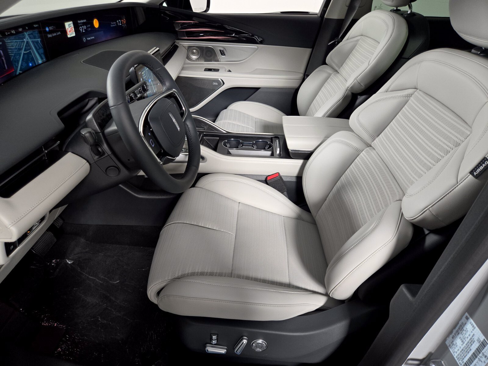 New 2026 Lincoln Nautilus Reserve AWD/4WD image 13
