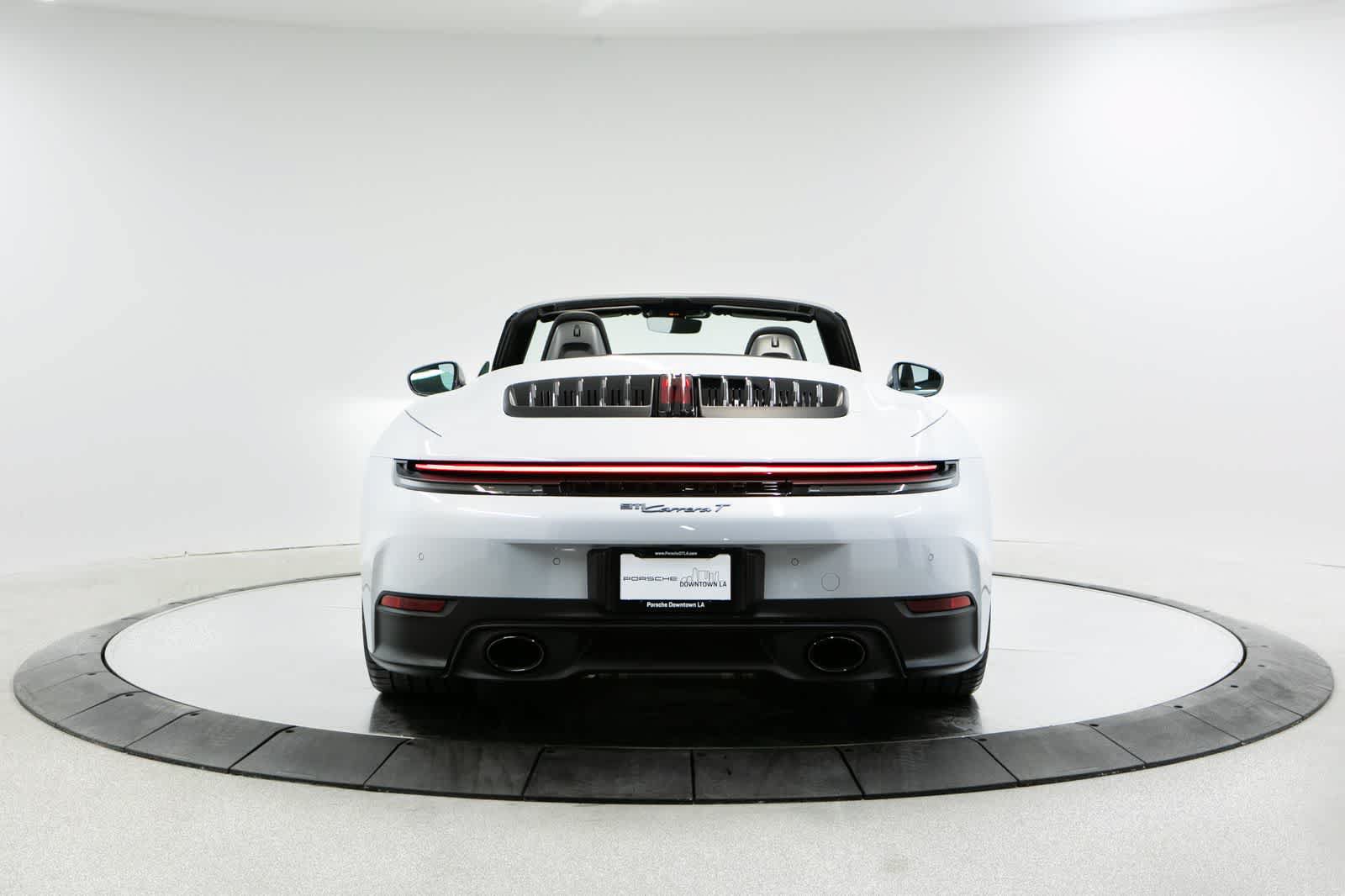 New 2026 Porsche 911 Carrera T RWD image 6