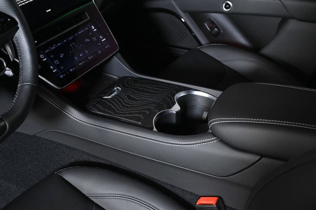 Used 2025 Maserati Grecale GT AWD/4WD image 20
